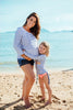 T-shirt maillot de bain maternité manches longues avec rayures bleus, style marin pour femme enceinte "Collection marine" et protection solaire UPF50+, peut s'assortir avec le maillot de bain des enfants 